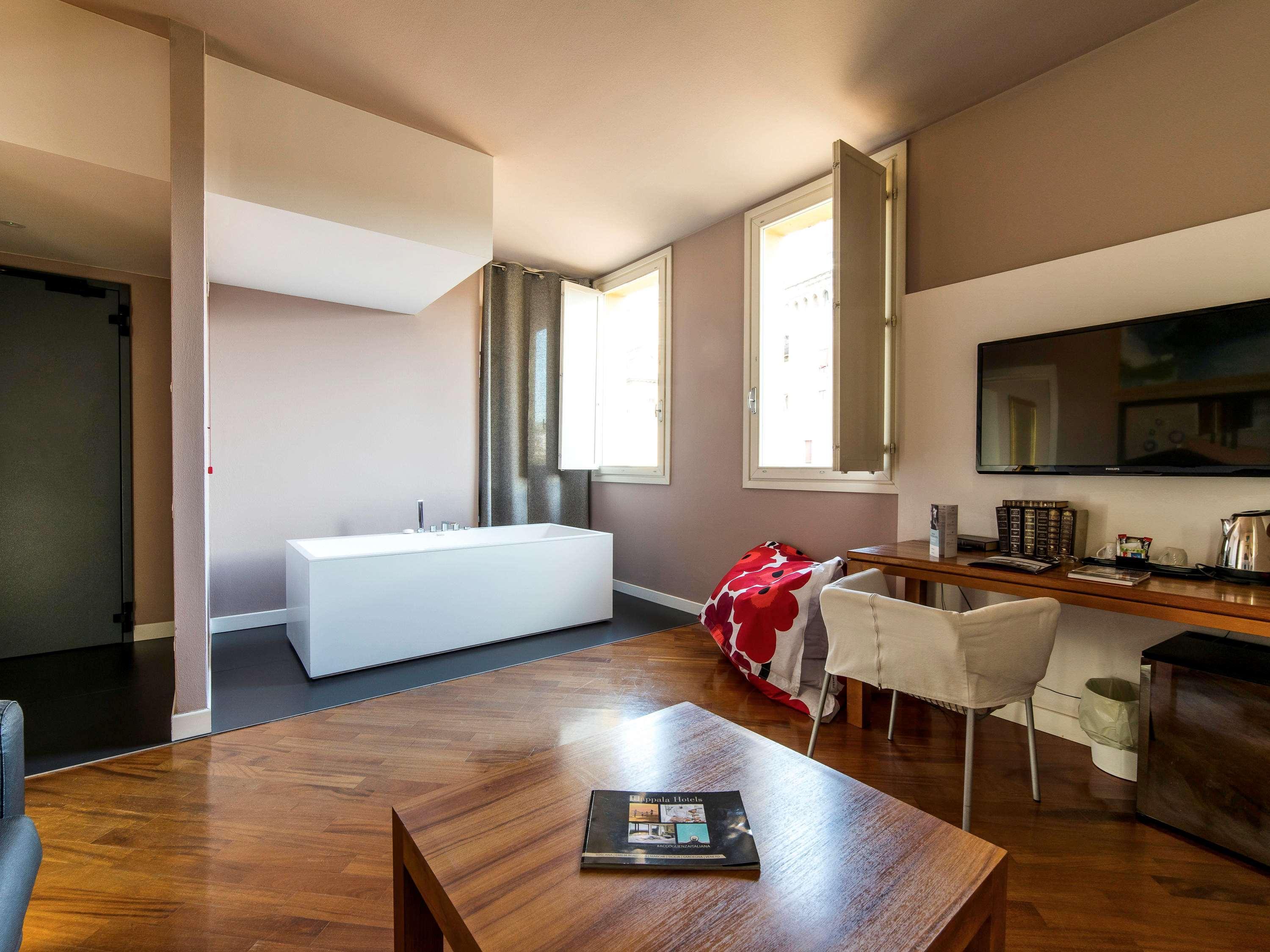 Hotel Φεράρα Εξωτερικό φωτογραφία
